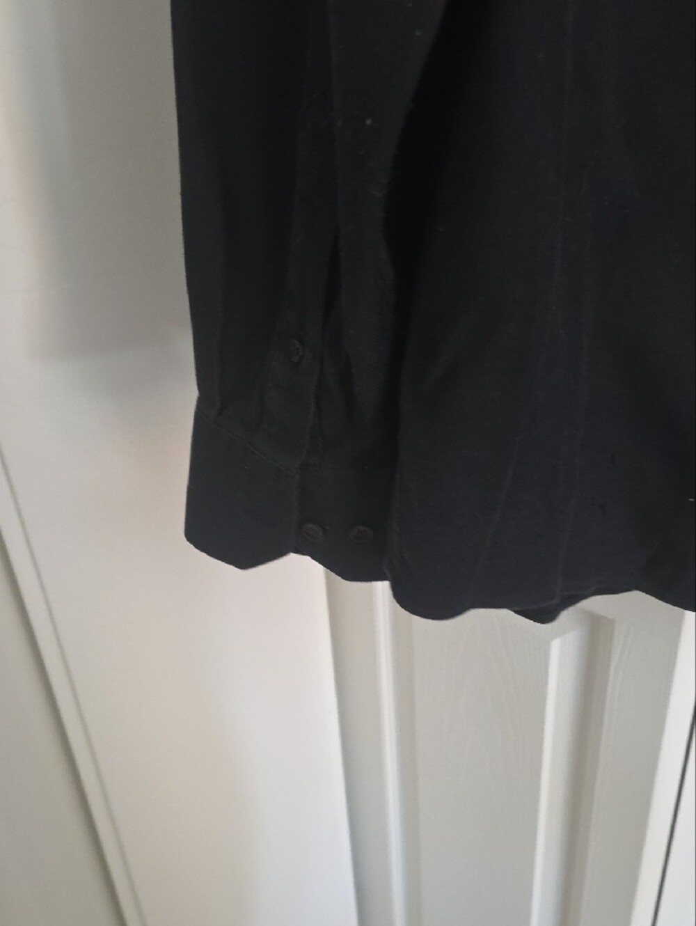 Murano Black Men's Long-Sleeve Button Shirt - Picture 10 of 12